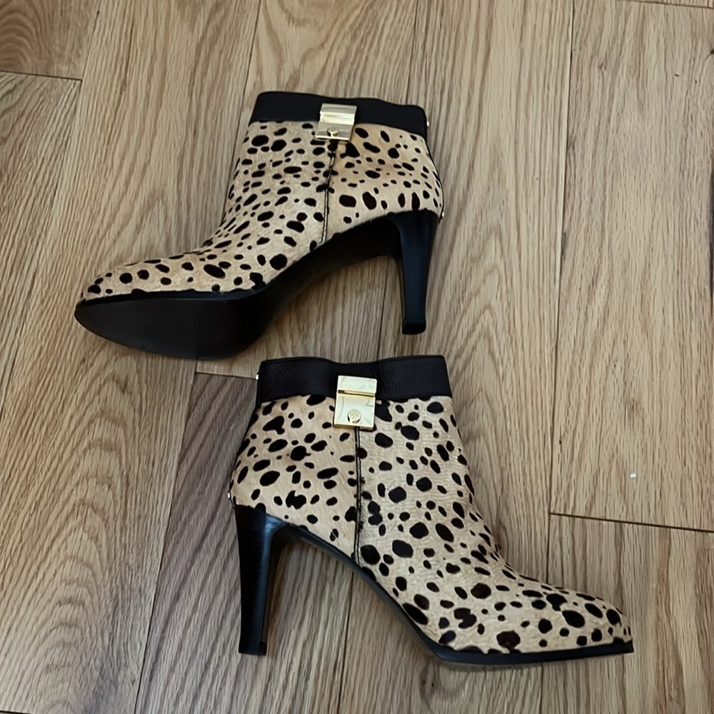 New Tory Burch Calf hair cheetah print Priscilla Boots, size 9 - Picture 16 of 16
